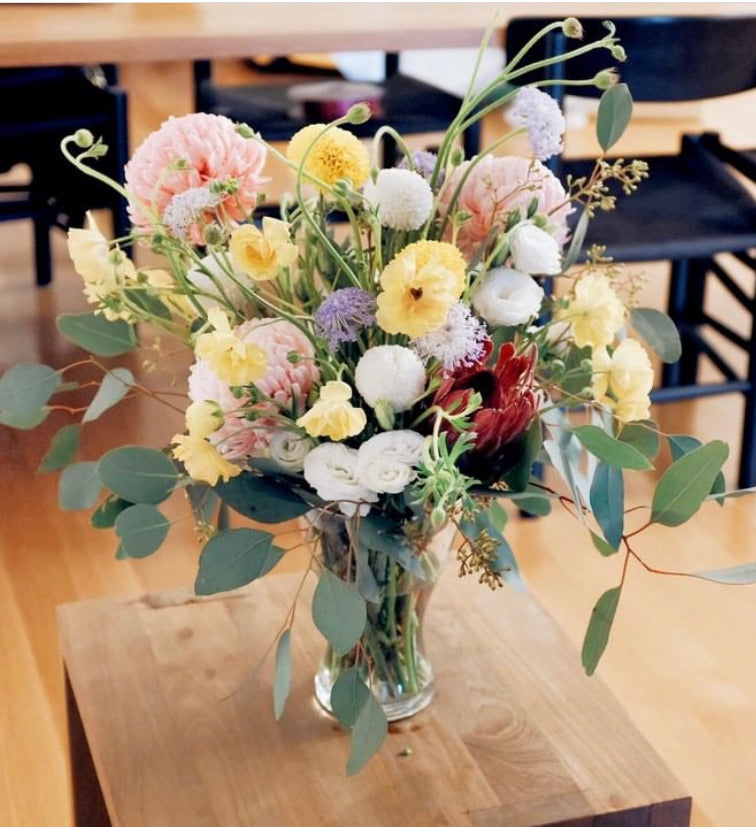 360-Degree Table Floral Arrangements